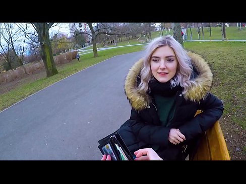 ❤️ Sluk 'n vreemdeling se warm kom vir geld - blowjob in the park deur Eva Elfie ❤ Fok video  by porn af.filmepornonline.ru